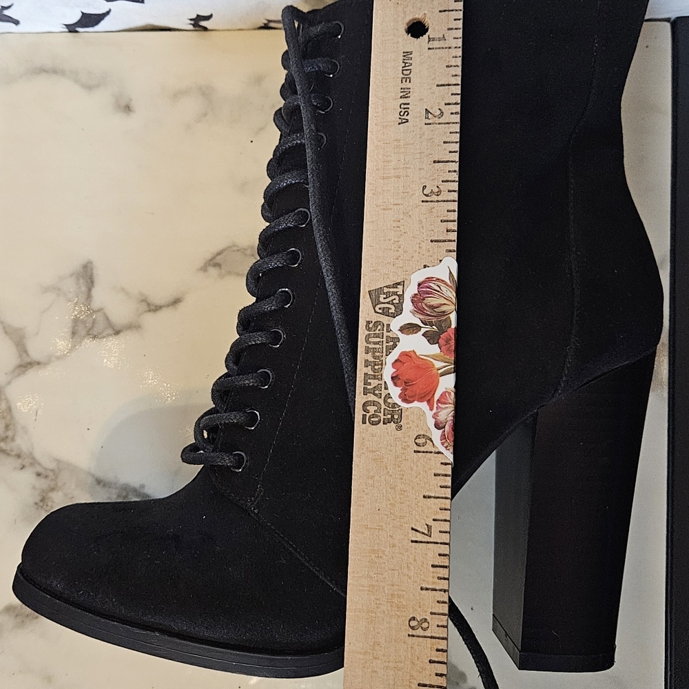 JustFab Black Boots Cambria Faux Suede Lace Up Size 7 - Picture 7 of 7